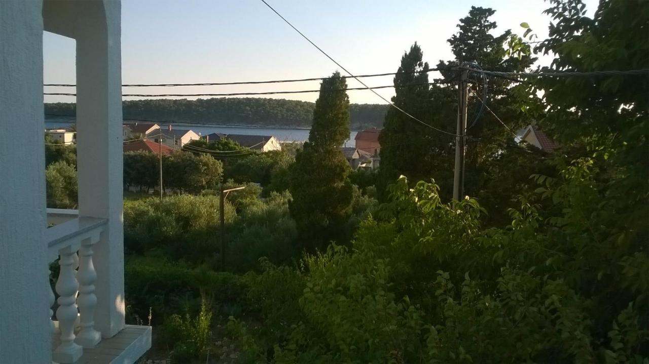 Apartments By The Sea Barbat, Rab - 17620 Barbat na Rabu ภายนอก รูปภาพ