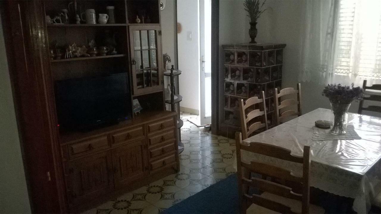 Apartments By The Sea Barbat, Rab - 17620 Barbat na Rabu ภายนอก รูปภาพ